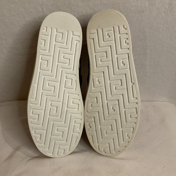 Gucci Kids Sneakers - Black and Red - Picture 4 of 16